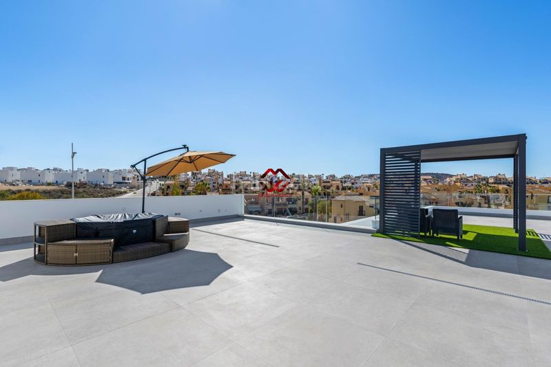 Foto 4c7f86ba-b365-4cf8-841c-5d1c81dd3437. Xalet amb aparcament piscina a Algorfa