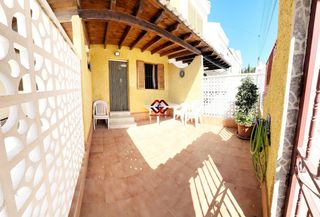 Dúplex a Playa Grande-Castellar. Estupéndo duplex en playa grande 350m playa