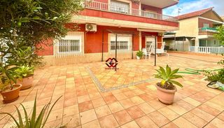 Piccolo appartamento in Los Narejos_Punta Calera. Planta baja en venta en los narejos a un paso del mar