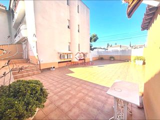 Piccolo appartamento in Santiago de La Ribera. Apartamento en santiago de la ribera a pasos de la playa y con p