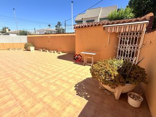Apartment in Santiago de La Ribera. Espectacular planta baja con terraza de 146m2 en zona premium