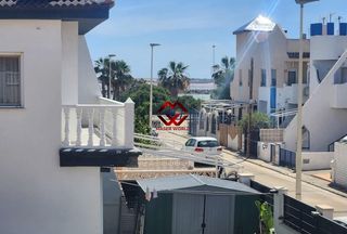 Casa a Los Cuarteros. Apartamento independiente con gran terraza cerca de las salinas