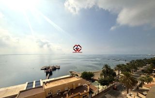 Piso en Santiago de La Ribera. Apartamento en venta en primera linea de playa con vistas panora