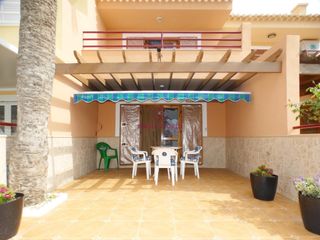 Dúplex a Playa Grande-Castellar. Dúplex a 200 metros de la playa en playa grande