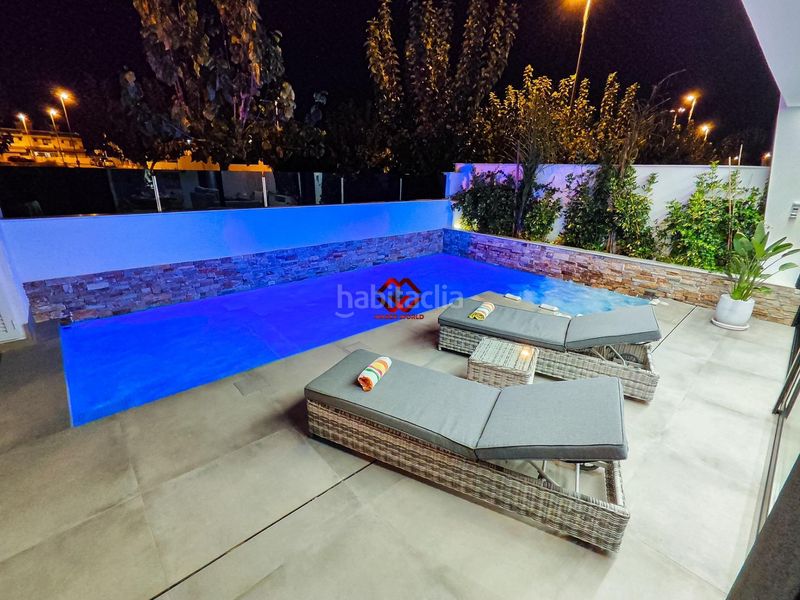 Foto 4361dd3d-09d9-481e-8851-a2e935d64ff1. Xalet amb calefacció aparcament piscina a Santiago de La Ribera San Javier