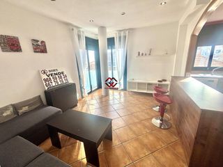 Apartament a Santiago de La Ribera. Apartamento moderno en pleno centro y a un paso de la playa en s