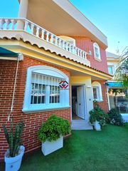 Chalet à San Javier. Chalet semi adosado en venta en san javier listo para entrar a v