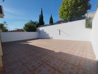 Casa aparellada a Salteras. Descubre esta espectacular oportunidad de adquirir tu nuevo hoga