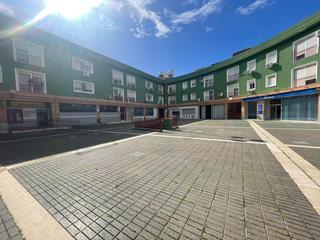 Lloguer Local Comercial a Camas. Local comercial con salida a dos calles, junto a zona comercial