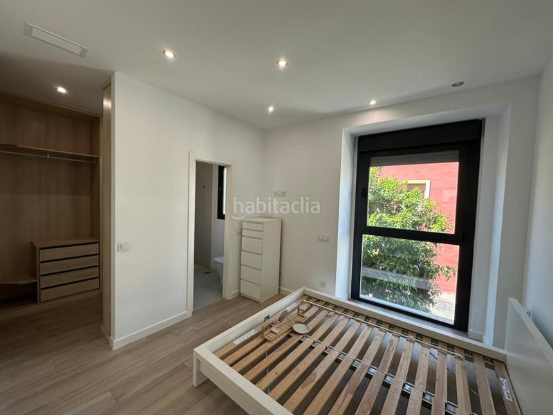 Foto 09f17e0f-5219-4bed-b1f7-91f2d7d3b060. Affitto casa a schiera con riscaldamento parcheggio in Sevilla