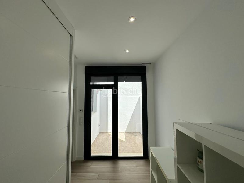 Foto 6cb1e3e6-d9c0-402e-a918-624b2f3ef810. Lloguer casa adossada amb calefacció aparcament a Sevilla