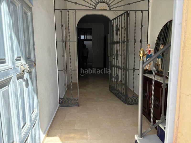 Foto ee3654a0-2b42-4add-b1c7-6b8e3d969ab8. Casa encantadora casa , con todas las comodidades. en Brenes