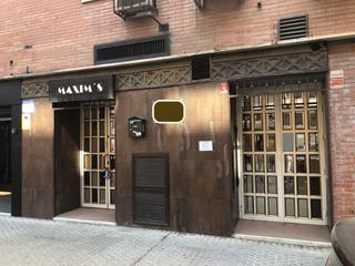 Location Local commercial à La Buhaira. Oportunidad de negocio, magnífico local en alquiler en el corazó