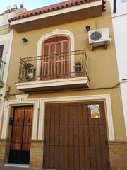 Maison jumelée à Brenes. Maravillosa casa en brenes , a escasos minutos de sevilla, con u