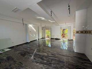 Duplex à Triana Oeste. !! exclusivo ático dúplex con terraza y piscina privada en trian
