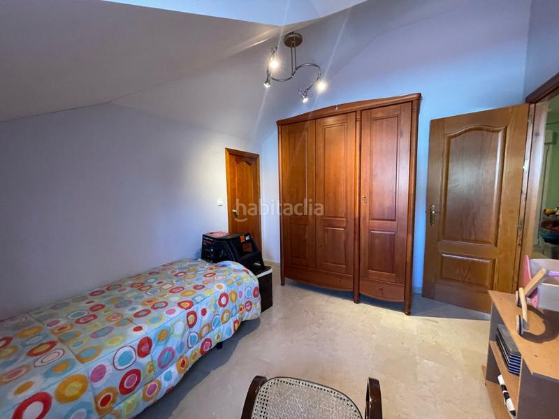 Foto 0b6c5a70-2aa2-4aef-99ff-bf66ea53be6d. Chalet precioso, chalés independiente, en una de las mejores zonas de la localidad , con todo lo necesario a la mano, buen a en Almensilla