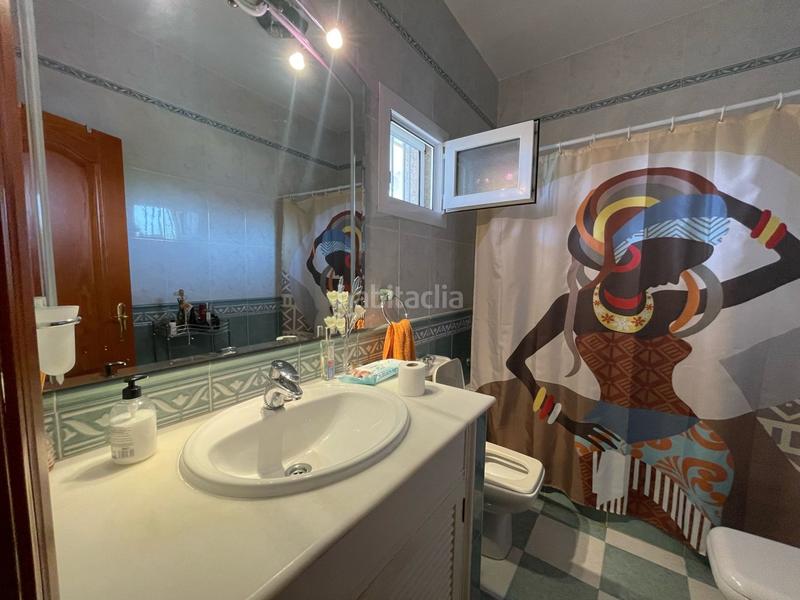 Foto 61e922aa-26b3-4207-a41c-f4987bdbad5a. Chalet precioso, chalés independiente, en una de las mejores zonas de la localidad , con todo lo necesario a la mano, buen a en Almensilla