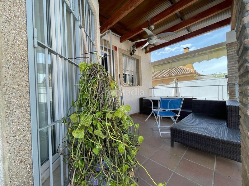 Foto b2beb447-d647-48e4-aeca-0f795c687f8c. Chalet precioso, chalés independiente, en una de las mejores zonas de la localidad , con todo lo necesario a la mano, buen a en Almensilla