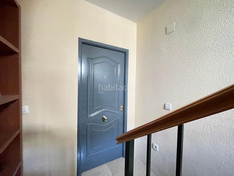 Foto d47a4c9e-fed4-494e-8ce1-01e4c5737e96. Chalet precioso, chalés independiente, en una de las mejores zonas de la localidad , con todo lo necesario a la mano, buen a en Almensilla