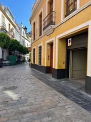 Parking voiture à Arenal - Museo. Plaza de garaje en el corazón de sevilla.