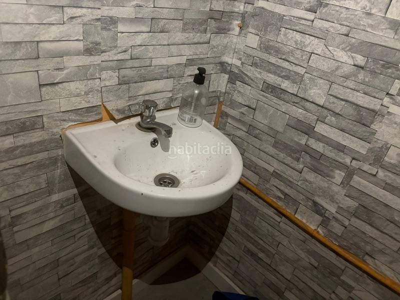 Foto 03a1b2b9-3619-45f0-8dcc-dced290f090f. Alquiler local comercial  en alquiler en calle arjona, zona muy transitada y comercial entre la estación plaza de armas y el mercado de la en Sevilla