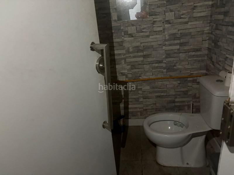 Foto b666be3e-3d03-400c-967f-e9e8d0c88624. Alquiler local comercial  en alquiler en calle arjona, zona muy transitada y comercial entre la estación plaza de armas y el mercado de la en Sevilla