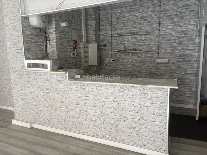 Foto 945ff04b-878e-410c-aa90-4feb0e81f4d9. Rent business premise with heating in Arenal - Museo Sevilla