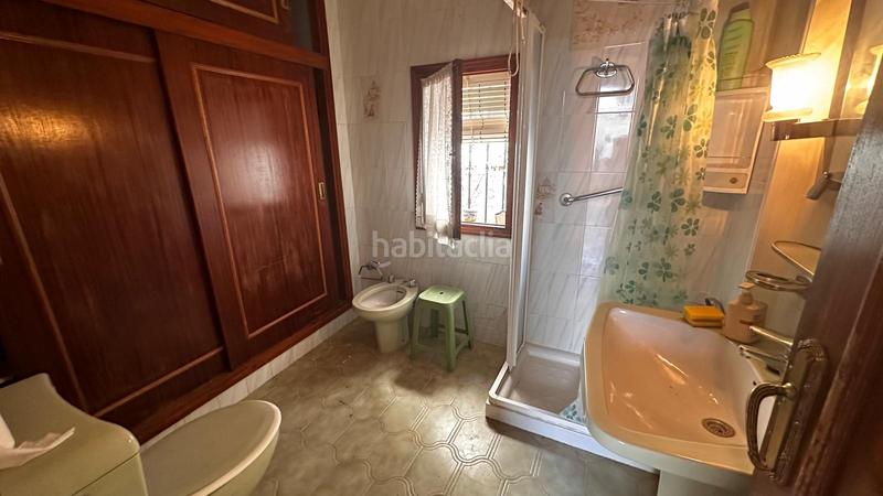 Foto 4bf250d5-896d-4b53-9ea6-ea47384ebf84. Casa adossada amb aparcament a Salteras