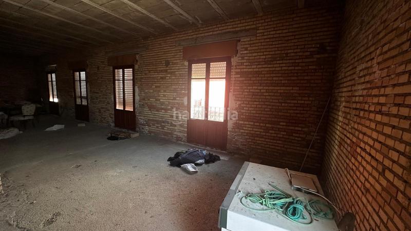 Foto a634d1b0-a2c5-4738-8d41-e6158c3f48bc. Casa adossada amb aparcament a Salteras