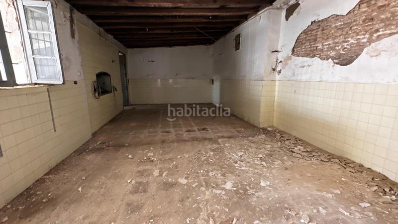 Foto a6852339-3c74-4e32-9fd6-49885bae4d63. Casa adossada amb aparcament a Salteras