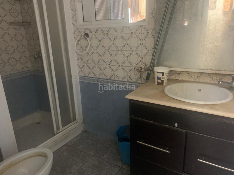 Foto 6c6a77e5-ef5e-4f2a-aed4-c3f3377eb580. Casa vivienda construcción antigua para reformar en el centro , ideal para quienes buscan un proyecto de reforma o inversión. en Moguer