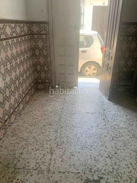 Foto 929b8074-4345-42e0-888c-823cfabb1c44. Casa vivienda construcción antigua para reformar en el centro , ideal para quienes buscan un proyecto de reforma o inversión. en Moguer