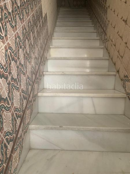 Foto b2023a37-df42-4fbd-a965-fe085815421d. Casa vivienda construcción antigua para reformar en el centro , ideal para quienes buscan un proyecto de reforma o inversión. en Moguer