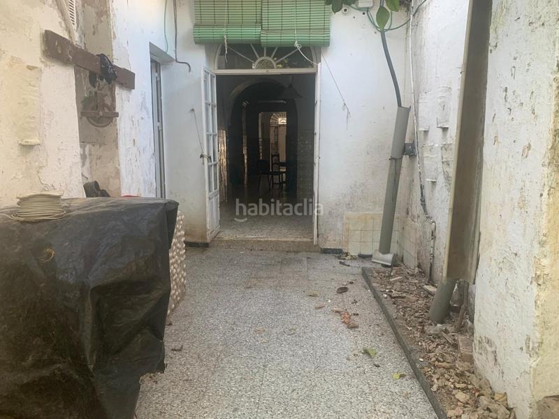 Foto b524b615-74ac-420e-b276-9f0d7f5d0e33. Casa vivienda construcción antigua para reformar en el centro , ideal para quienes buscan un proyecto de reforma o inversión. en Moguer
