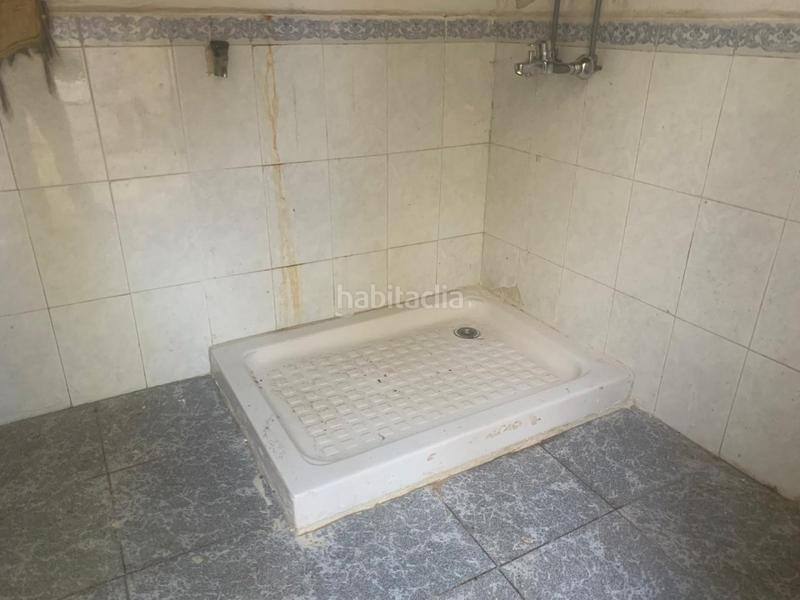 Foto f8db9a1c-907b-4df9-9802-0fb71d9ea545. Casa vivienda construcción antigua para reformar en el centro , ideal para quienes buscan un proyecto de reforma o inversión. en Moguer