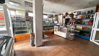 Local Comercial a Villanueva del Ariscal. Se vende supermercado en activo en castilleja de la cuesta
