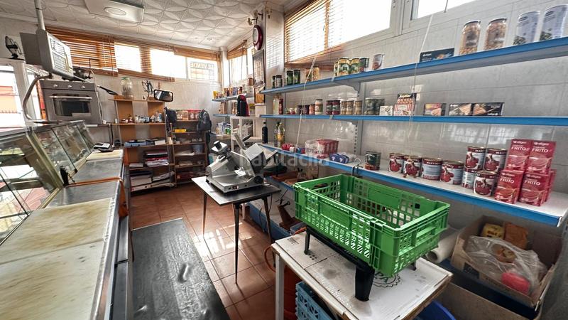 Foto f69b6444-d534-4e1a-a614-16963b78c4ac. Geschäftsraum in Villanueva del Ariscal