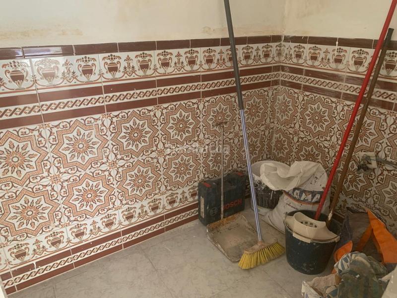 Foto 6ce42dee-f725-4511-bb2c-f0ddc64692d8. Location local commercial dans Alfalfa - Santa Cruz Sevilla