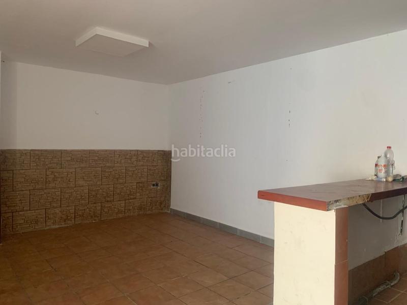 Foto d7e24849-ed73-4cf7-9068-65ad6655cc21. Geschäftsraum in Gines