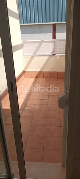 Foto eaaf8c1e-929a-438b-adb5-336b6f701021. Piso no te pierdas esta oportunidad única ! presentamos este encantador piso de una planta, con 60 metros en Valencina de la Concepción
