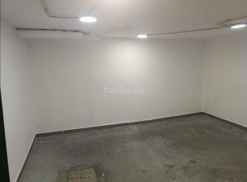 Foto 2458bc5b-2f86-4ad6-959c-0b00f9f32fb1. Local comercial a Arenal - Museo Sevilla