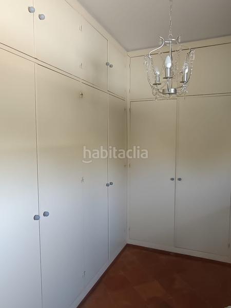 Foto 2c63d3e3-42e4-49a9-8f05-b9a7e3d58d41. Chalet avec chauffage piscine dans Espartinas pueblo Espartinas