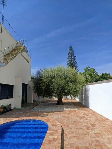 Foto c039b2d4-1808-4df1-bef7-69d8c5c85ca2. Chalet avec chauffage piscine dans Espartinas pueblo Espartinas