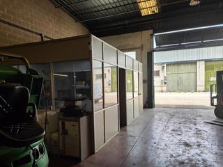 Rent Industrial building in Centro. Nave industrial polígono la red