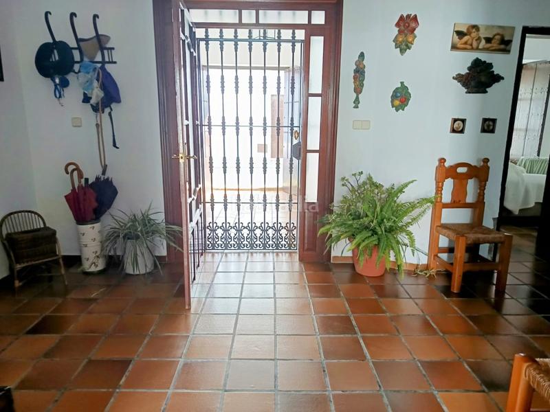 Foto 8f5f64ef-e3d4-4f79-b06c-178c246d9b3d. Casa adosada se vende casa adosada en Olivares