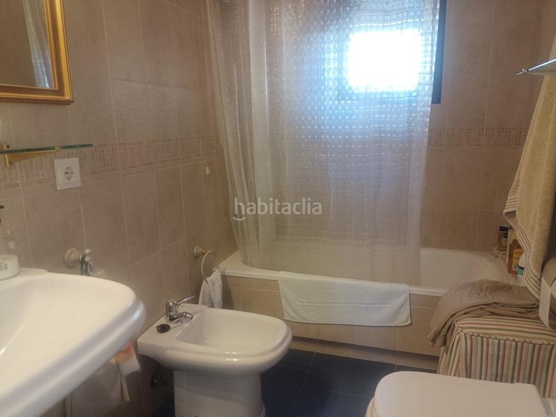 Foto 483490c4-0e72-4646-9e38-17578b0bc9cf. Casa a schiera con riscaldamento parcheggio in Castilleja de la Cuesta