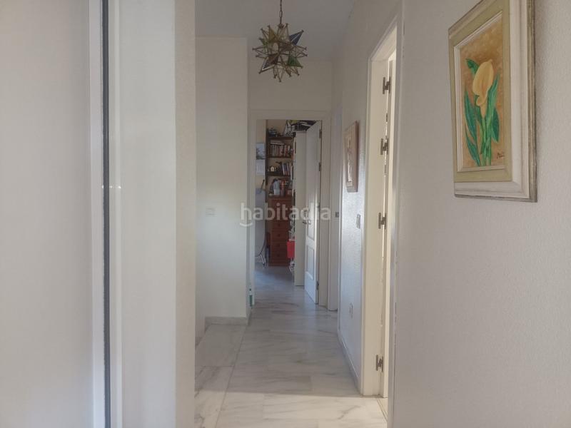 Foto 699b3089-5494-43d4-8605-b42fdbf4efde. Casa a schiera con riscaldamento parcheggio in Castilleja de la Cuesta