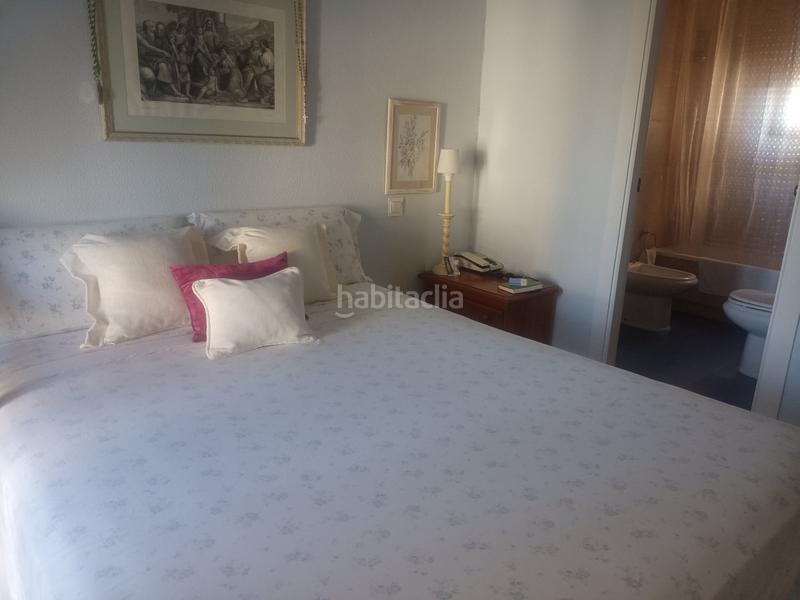 Foto b2335b3c-53ee-4afc-a50c-49fd6bc35630. Casa a schiera con riscaldamento parcheggio in Castilleja de la Cuesta