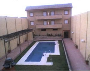 Appartement à Pilas. Piso de 65 m en el centro de pilas, 1 hab, 1 baño, cocina americ