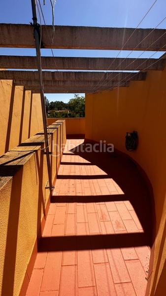 Foto b29f7a6d-4f1e-49dd-afca-654abf426948. Lloguer casa adossada amb piscina a Isla Cristina